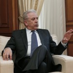 Σύνεση και εθνική συνεννόηση ζητά ο Δημήτρης Αβραμόπουλος