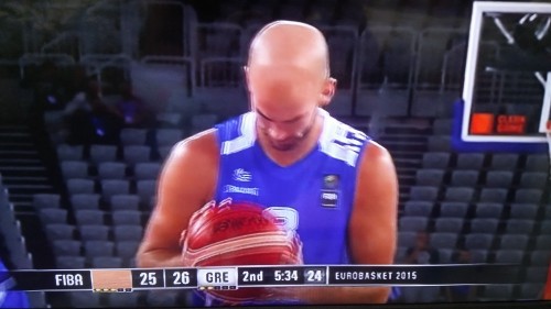 Η Εθνική ομάδα αντιμετωπίζει την ομάδα δίχως όνομα στο πρώτο παιχνίδι στο Ευρωμπάσκετ