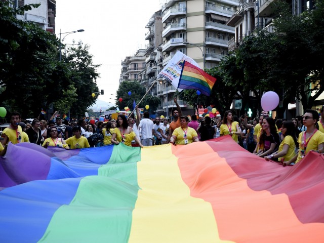 Τελικά ψηφίστηκε ή όχι το σύμφωνο συμβίωσης για ομόφυλα ζευγάρια;