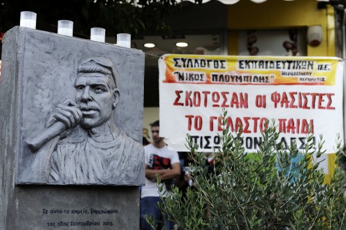 «Είμαι ο πατέρας του δολοφονηθέντος Παύλου Φύσσα»