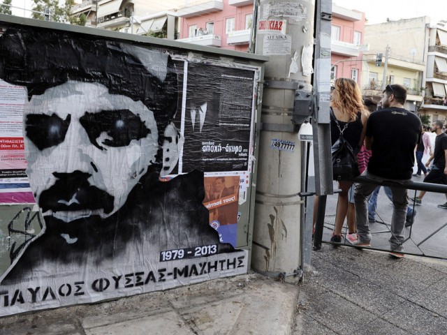 Καταγγελία της ΑΝΤΑΡΣΥΑ: Τραμπουκισμοί της Χρυσής Αυγής στον τόπο δολοφονίας του Παύλου Φύσσα