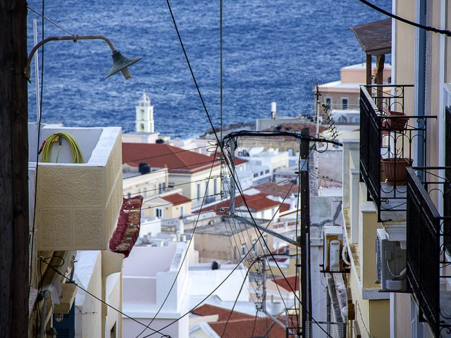 Μια πόλη σ’ένα βράχο στο Αιγαίο