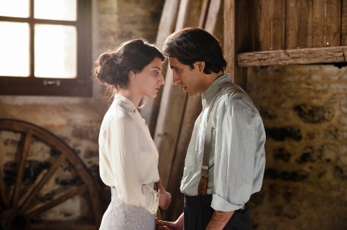 Κυκλοφόρησε το trailer για τη ταινία του Μανούσου Μανουσάκη «Ουζερί Τσιτσάνης»