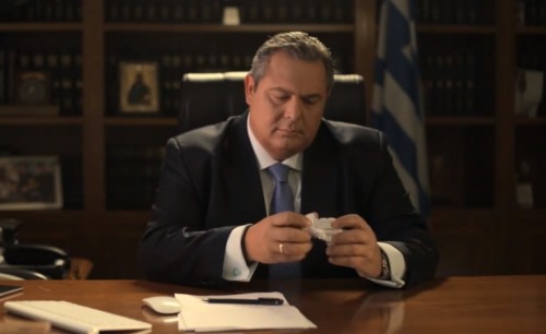 Τι είχε το χαρτί που ξέχασε ο Βαγγέλης στο debate