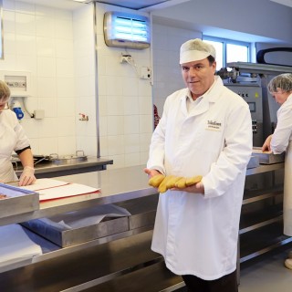 Ο Ζαφείρης Τρικαλινός έχει κάνει το αυγοτάραχο Αιτωλικού γνωστό σε ολόκληρο τον πλανήτη