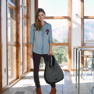 Το νέο πρόσωπο της TOMS μας εκπλήσσει θετικά.