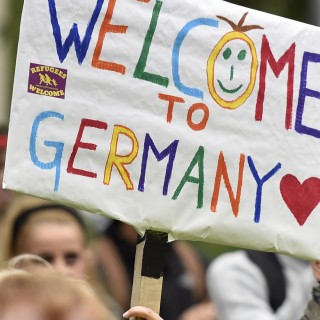 Γιατί οι Γερμανοί ανοίγουν τα σπίτια τους στους πρόσφυγες;