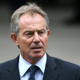 Τόνι Μπλερ προς Εργατικό Κόμμα: «αλλάξτε, διαφορετικά σας περιμένει ο σκουπιδοντενεκές της Ιστορίας»