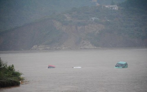 Μεγάλες καταστροφές στη Σκόπελο από την κακοκαιρία