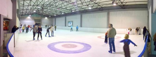 Ημέρα δωρεάν πατινάζ στο ICEnSKATE