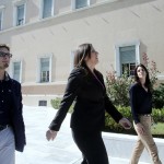 H Zωή εδώ τελειώνει… Από τη Βουλή!