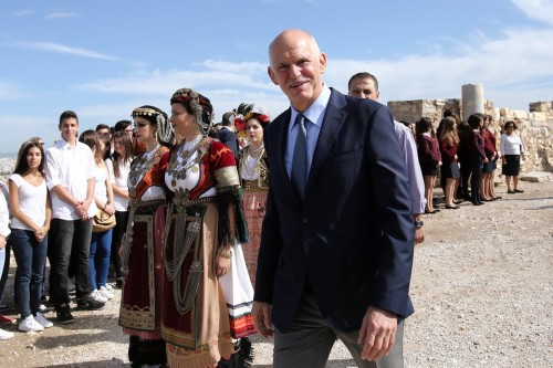 Τι έκαναν οι Γιώργος Παπανδρέου, Γιώργος Λεβέντης, Γιώργος Καμίνης και Νίκος Φίλης στην Ακρόπολη;