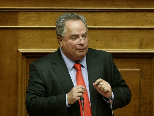 Ο Νίκος Κοτζιάς θα ενημερώσει τους πολιτικούς αρχηγούς για το Μακεδονικό