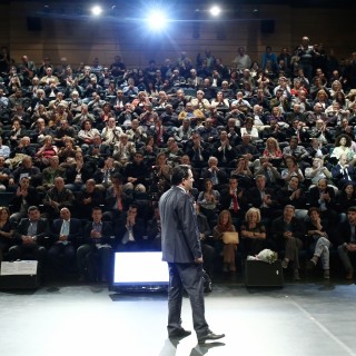 Πάμε στον Άδωνι για καφέ...