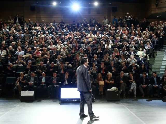 Πάμε στον Άδωνι για καφέ…