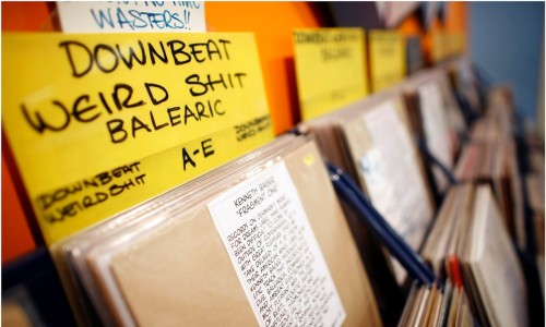 Αυτά είναι τα καλύτερα δισκάδικα της Βρετανίας