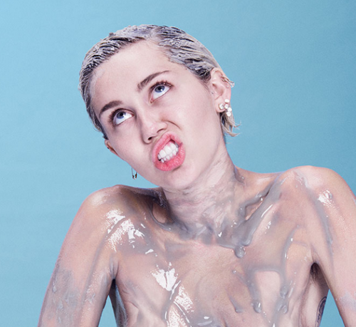 H Miley Cyrus και οι Flaming Lips θα παίξουν γυμνοι σε συναυλία
