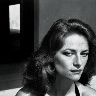 Είναι η Charlotte Rampling η πιο υποτιμημένη femme fatale στην ιστορία της μεγάλης οθόνης;