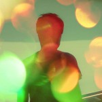 Στη μέση του φθινοπώρου, ένα αθηναϊκό τραγούδι μας θυμίζει τις πιο ωραίες στιγμές των AIR