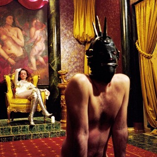 19 ηδονοβλεπτικές φωτογραφίες απο το σαδομαζοχιστικό sex club Pandora’s Box