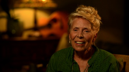 Η υγεία της Joni Michell  βελτιώνεται οκτώ μήνες μετά από το εγκεφαλικό ανεύρυσμα που υπέστη