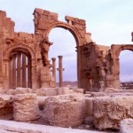 Οι τζιχαντιστές ανατίναξαν την αψίδα θριάμβου στην Παλμύρα