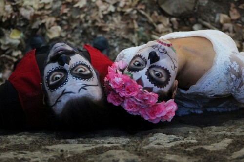 Το 1ο Φεστιβάλ Βαλίτσας έρχεται στο θέατρο Προσκήνιο από τις 8 έως τις 27 Οκτωβρίου