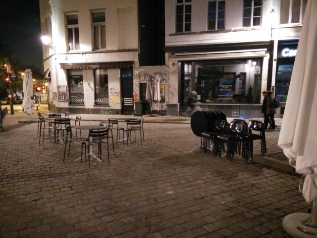 Τα Καφενεία Όλα Κλειστά