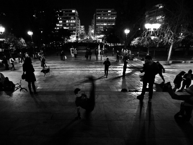 Pop Noir #10: Ταξίδι Στη Γη