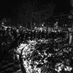 Ανταπόκριση από το Παρίσι. Γύρω από την Πλας Ντε Λα Ρεπουμπλίκ (πλατεία της Δημοκρατίας). 15 Νοεμβρίου 2015.