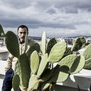 Δημήτρης Παπαϊωάννου: «Όταν υπάρχει έκθεση στη δημοσιότητα συναντά κανείς και το γλείψιμο και τη μικροψυχία»