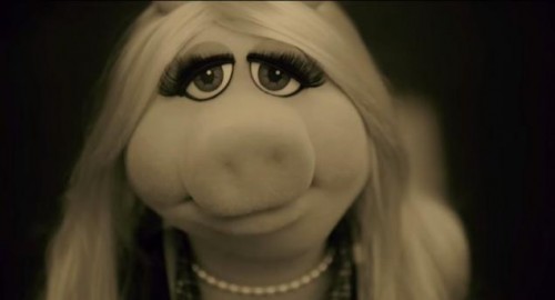 Δείτε τη Miss Piggy να ερμηνεύει το Hello στο ρόλο της Adele