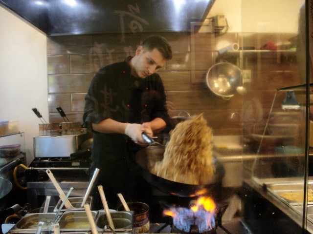 Τι είναι Microu Lee στην τιμή αλλά μεγάλο σε γεύση;