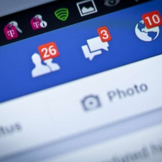 Οι έφηβοι κάτω των 16 ετών εκτός Facebook, Snapchat, Instagram και email  λέει η ΕΕ