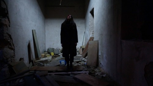 Με δύο νέα κλιπ, το Σύμπτωμα ετοιμάζεται να στοιχειώσει τη Θεσσαλονίκη