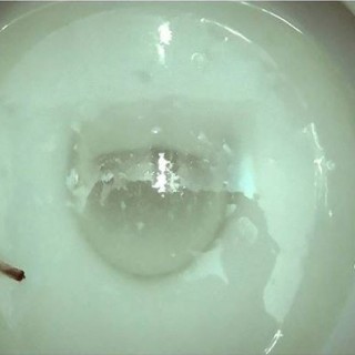 «Μ’ αυτό που είδα τώρα, ζωή να ‘χετε, θα πάω να φιλήσω τη γυναίκα μου μετά από δέκα χρόνια!»