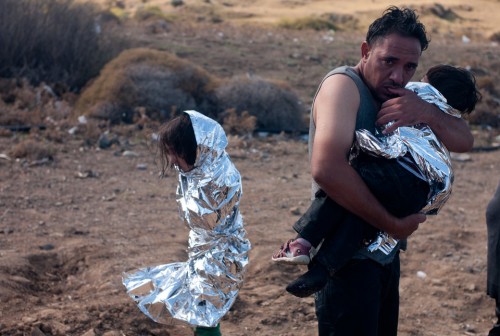 Περισσότεροι από 1.500 πρόσφυγες έφτασαν στο λιμάνι του Πειραιά