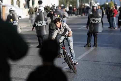Σε εξέλιξη μαθητική πορεία στο κέντρο της Αθήνας