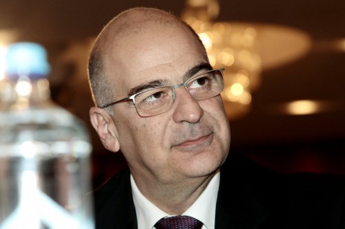 Ύποπτο κουτί εντοπίστηκε έξω από τα γραφεία του Νίκου Δένδια στην Κέρκυρα