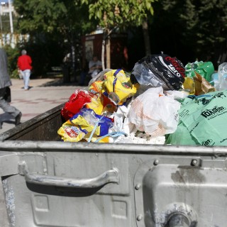 Σε κατάσταση έκτακτης ανάγκης κηρύχθηκε εκ νέου η Τρίπολη για τα σκουπίδια