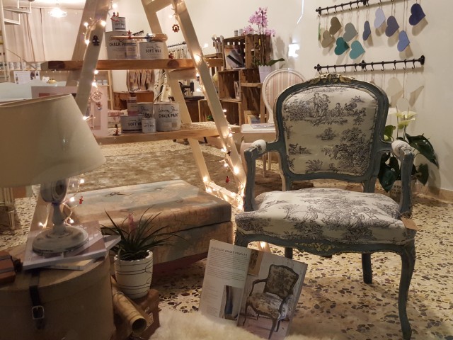 Ένα μαγαζί στα Χανιά θα σε κάνει να αγαπήσεις ξανά τα παλιά σου έπιπλα