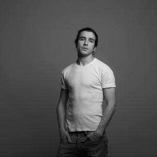 Γιώργος Βουβάκης: «Το facebook είναι μια ατέλειωτη πασαρέλα μοναξιάς»