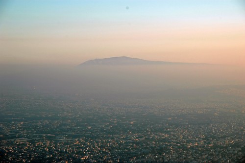 ΥΠΕΝ: Συστάσεις για αποφυγή χρήσης τζακιών στην Αττική