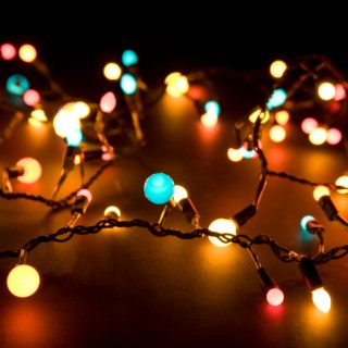 Οι στιγμές που κάτι που πήγε πολύ στραβά με τα χριστουγεννιάτικα λαμπάκια