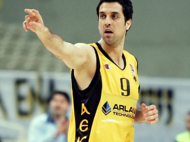 Σταματάει το μπάσκετ ο Νίκος Χατζής