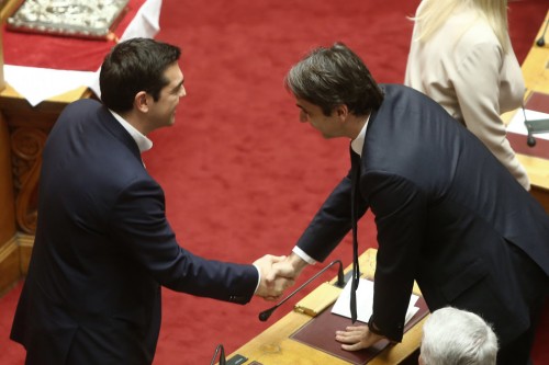 Πρώτη συνάντηση μεταξύ Τσίπρα και Μητσοτάκη την Τρίτη