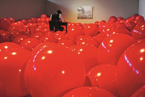 Το School of the future της Candy Chang έρχεται στη Στέγη