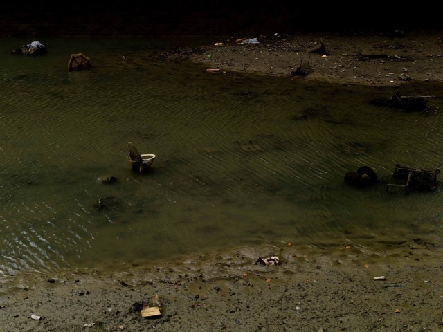 Στον βυθό υπάρχει κάποιο μυστικό. Ανταπόκριση από το Παρίσι.