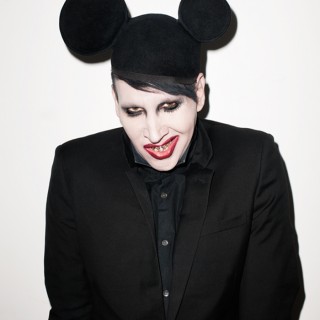 Ο Μέριλιν Μάνσον έδιωξε τον μπασίστα του, κατηγορούμενο για βιασμό