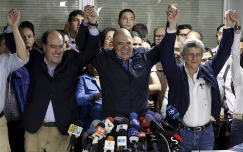 Βενεζουέλα: Στον έλεγχο της αντιπολίτευσης το κοινοβούλιο